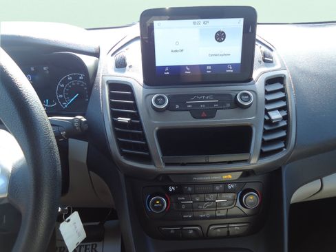 Used 2022 Ford Transit Connect XLT FWD image 16