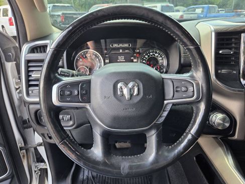Used 2020 RAM 1500 Laramie AWD/4WD image 14