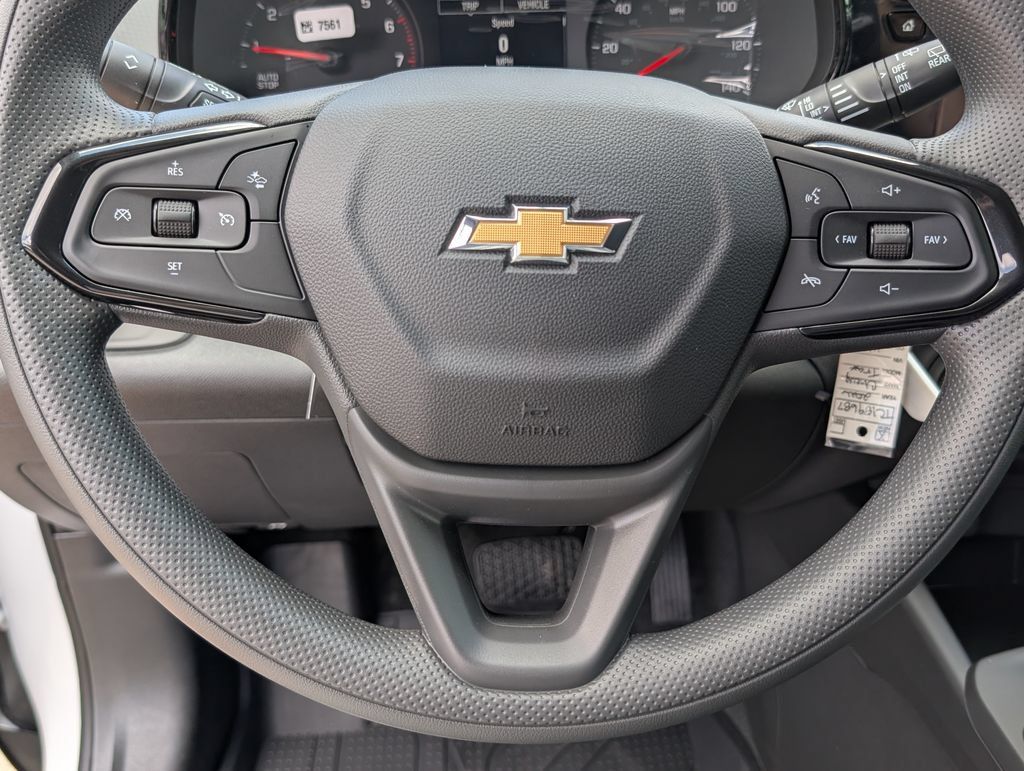 New 2026 Chevrolet Trax LS w/ LS Convenience Package FWD image 15