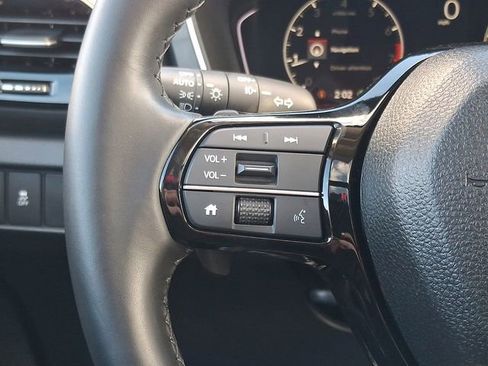 Used 2025 Honda Pilot Touring image 24