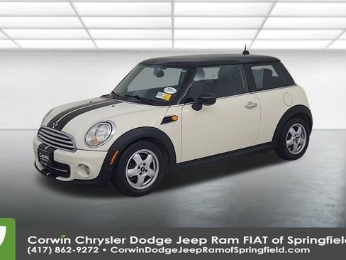 Used 2011 MINI Cooper Hardtop image 7