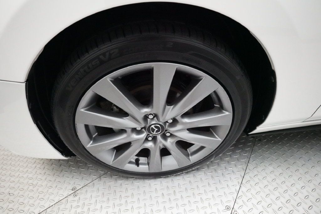 Used 2024 MAZDA MAZDA3 s FWD image 23