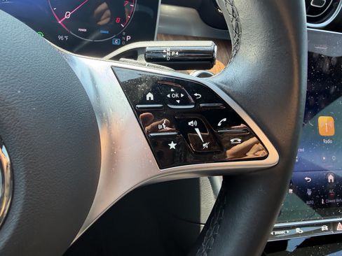 Certified 2025 Mercedes-Benz C 300 4MATIC Sedan image 20