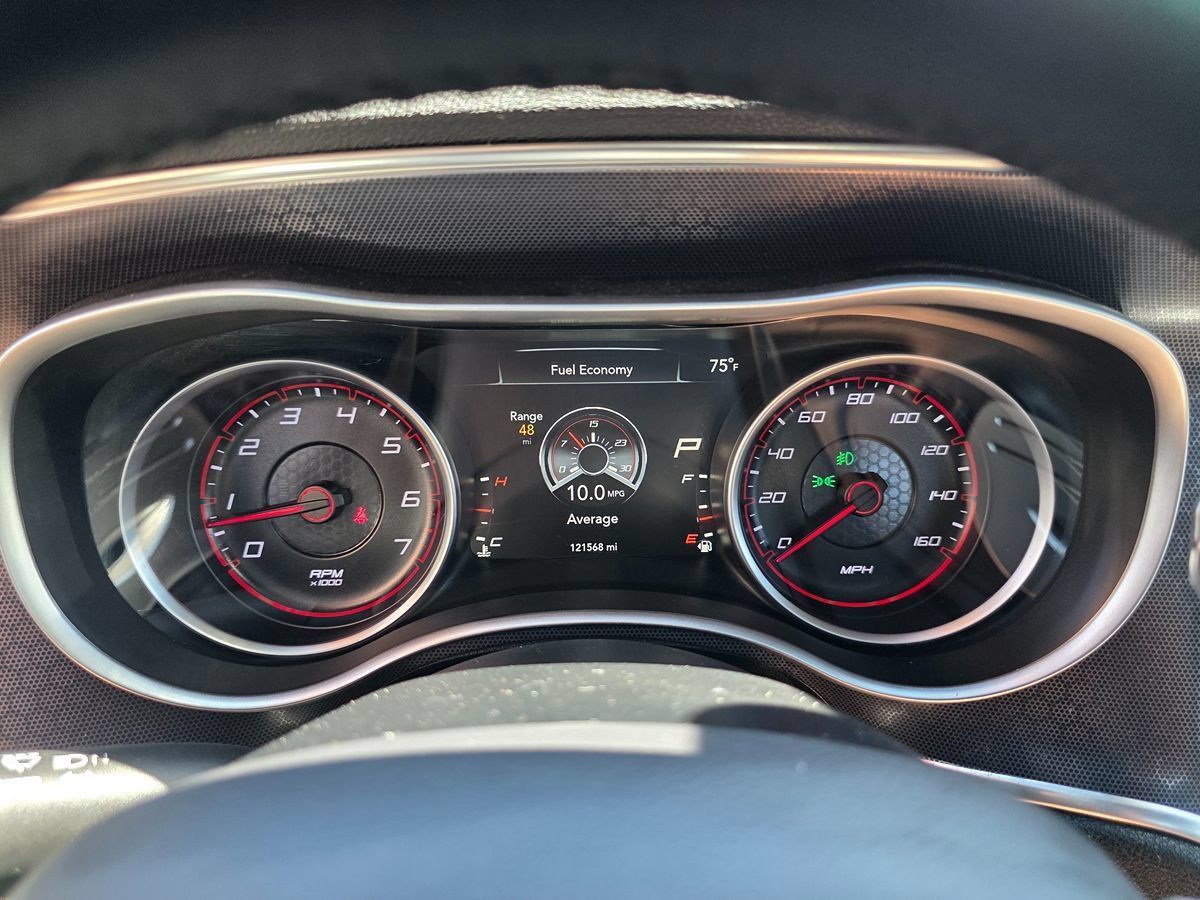 Used 2016 Dodge Charger R/T RWD image 31