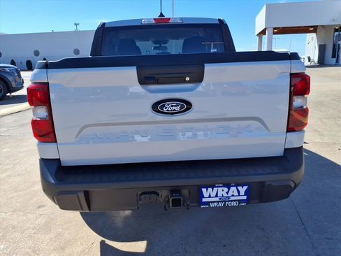 New 2026 Ford Maverick Lariat w/ 4K Tow Package AWD/4WD image 3