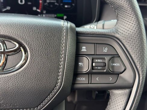 Used 2025 Toyota Tundra TRD Pro AWD/4WD image 30