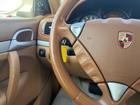 Used 2009 Porsche Cayenne AWD/4WD image 34