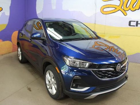 Used 2023 Buick Encore GX Preferred w/ Cold Weather Comfort Package FWD image 2