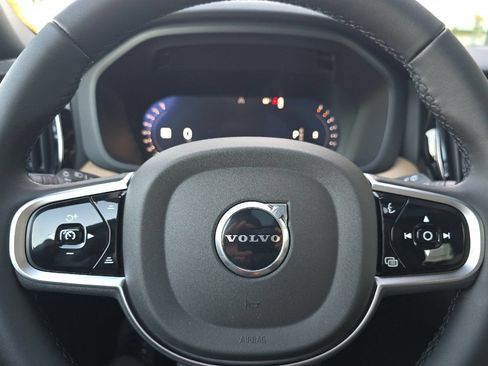 Used 2026 Volvo XC60 B5 Plus w/ Protection Package Premier AWD/4WD image 23