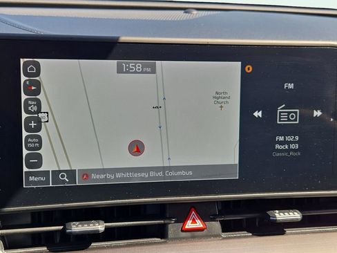 Certified 2024 Kia Sportage EX image 28