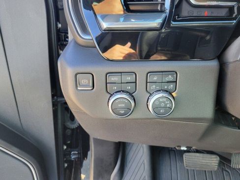 Used 2023 GMC Sierra 1500 SLT w/ SLT Premium Plus Package image 20