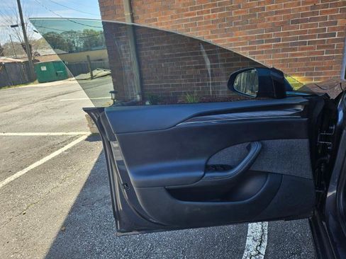 Used 2022 Tesla Model S AWD image 33