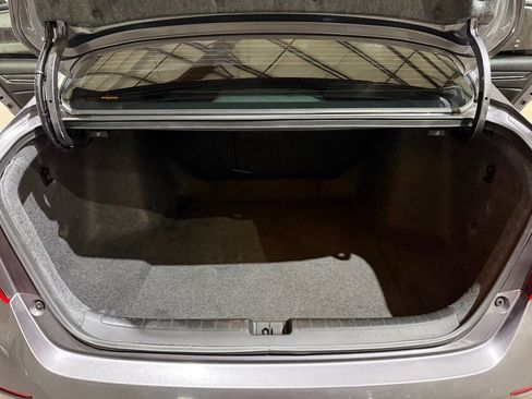 Used 2018 Honda Accord Sport image 19