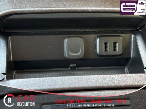 Used 2020 Chevrolet Tahoe Premier AWD/4WD image 26