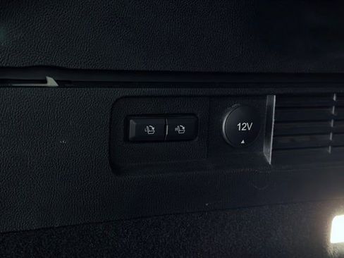 Used 2019 Lincoln Nautilus Reserve AWD/4WD image 13