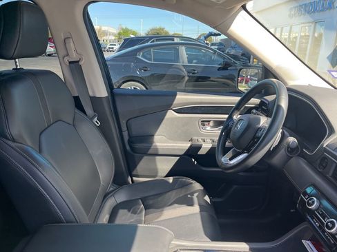 Certified 2024 Honda Pilot EX-L image 4