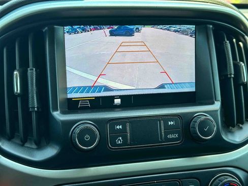 Used 2019 Chevrolet Colorado ZR2 AWD/4WD image 32