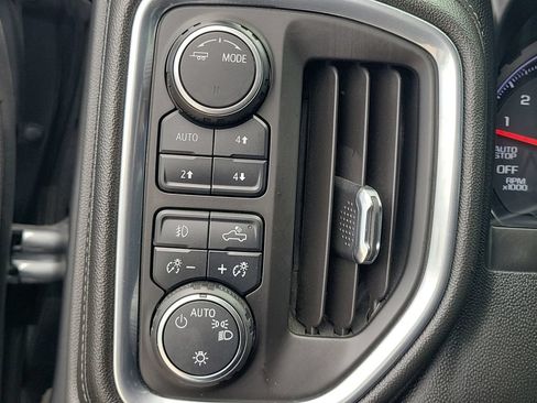 Used 2020 Chevrolet Silverado 1500 LT Trail Boss AWD/4WD image 18