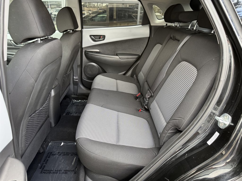 Used 2021 Hyundai Kona SEL FWD image 15
