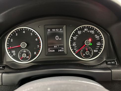 Used 2017 Volkswagen Tiguan Wolfsburg Edition AWD/4WD image 5