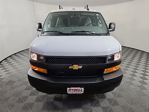 New 2025 Chevrolet Express 3500 w/ Driver Convenience Package image 3