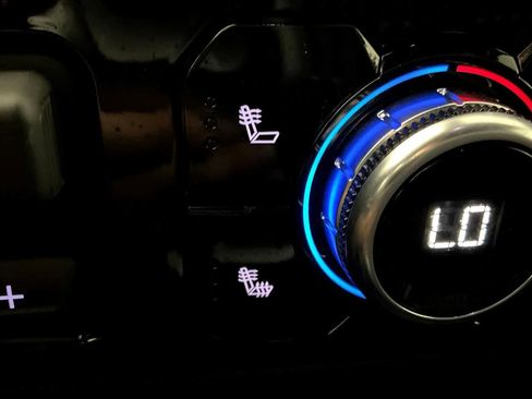 Used 2024 GMC Sierra 1500 Elevation image 35