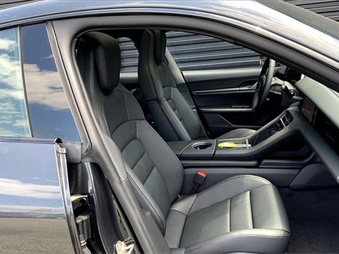 New 2025 Porsche Taycan image 24