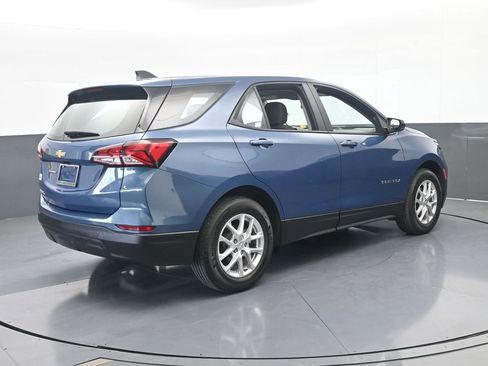 Used 2024 Chevrolet Equinox LS FWD image 6