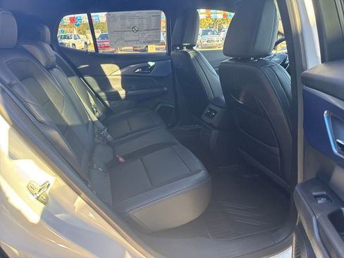 New 2026 Chevrolet Equinox EV LT image 17