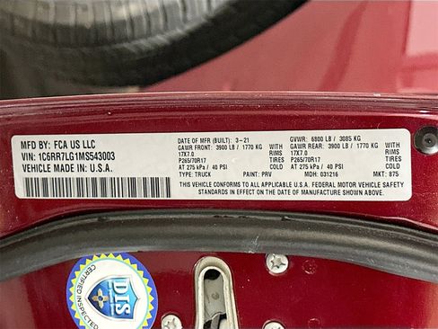 Used 2021 RAM 1500 Classic SLT image 30