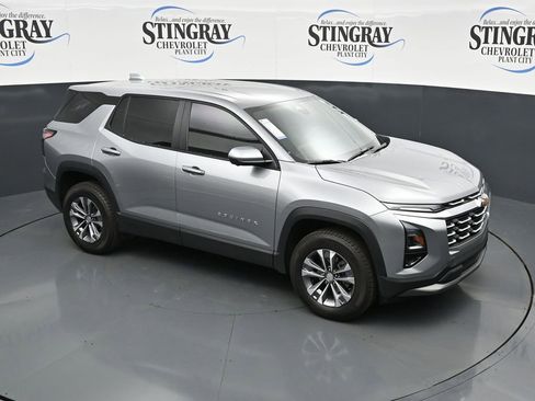 Used 2026 Chevrolet Equinox LT w/ Safety and Technology Package AWD/4WD image 18