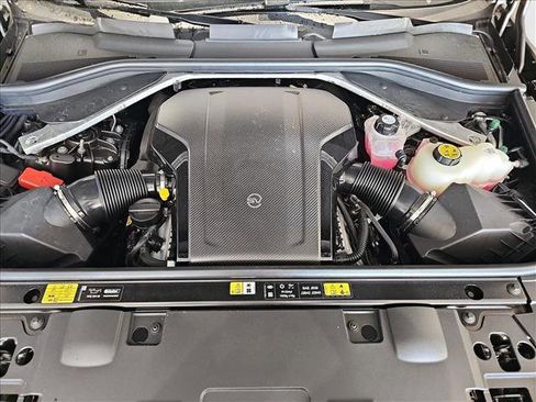 New 2025 Land Rover Range Rover Sport SV Edition Two image 30