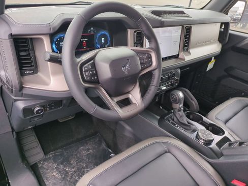 New 2026 Ford Bronco Outer Banks image 17