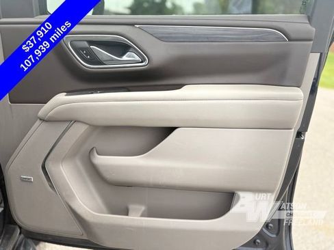 Used 2021 GMC Yukon XL SLT w/ SLT Luxury Plus Package AWD/4WD image 29