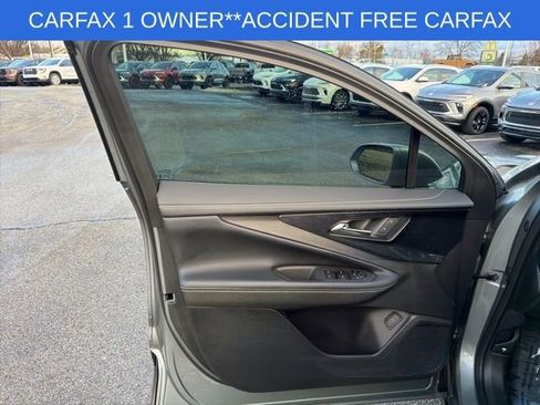 Used 2024 Chevrolet Blazer EV LT image 23