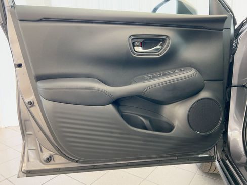 Used 2026 Honda HR-V LX image 21