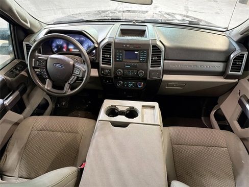 Used 2017 Ford F250 XLT w/ XLT Value Package image 10