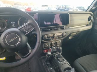 Used 2025 Jeep Wrangler Unlimited Rubicon 4xe w/ Safety Group video 2