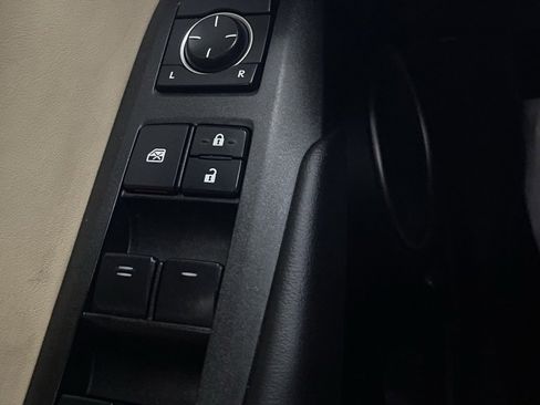 Used 2015 Lexus NX 200t FWD w/ Premium Package image 17