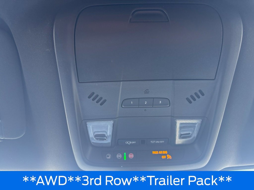 Used 2023 Buick Enclave Premium AWD/4WD image 26