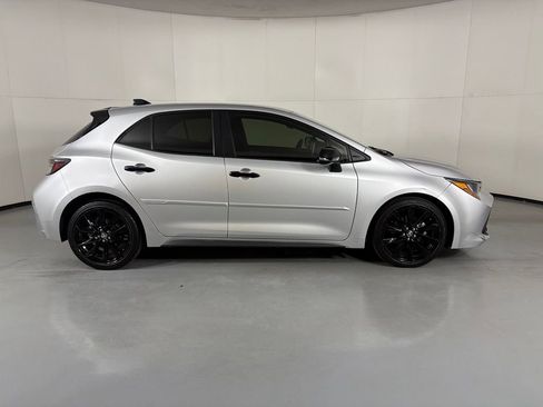 Used 2022 Toyota Corolla SE w/ Carpet Mat Package (TMS) FWD image 10