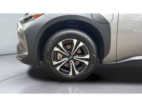 Used 2023 Subaru Solterra AWD image 41