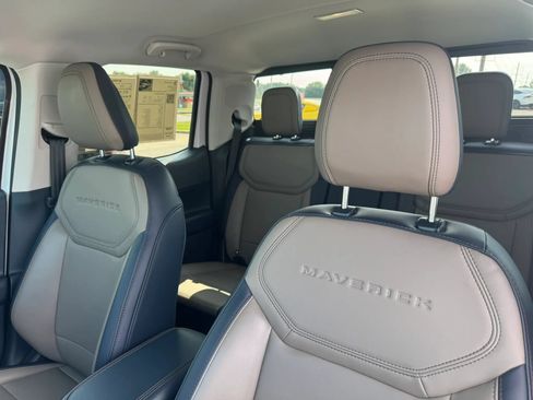 Used 2025 Ford Maverick Lariat w/ 4K Tow Package AWD/4WD image 13