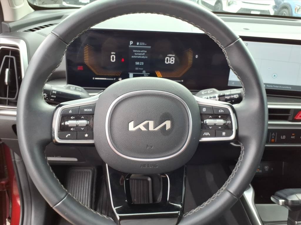 Used 2025 Kia Sorento S w/ Panoramic Sunroof Package FWD image 19