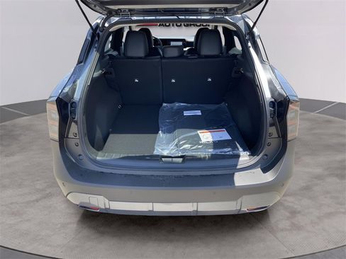 New 2025 Nissan Kicks SR image 28