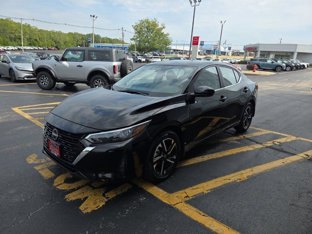 Used 2025 Nissan Sentra SV w/ Trunk Package FWD image 8
