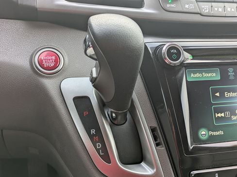 Used 2014 Honda Odyssey EX-L image 17