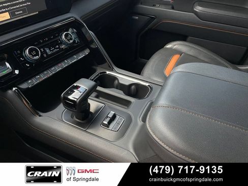 Used 2024 GMC Sierra 1500 AT4 w/ Technology Package AWD/4WD image 20
