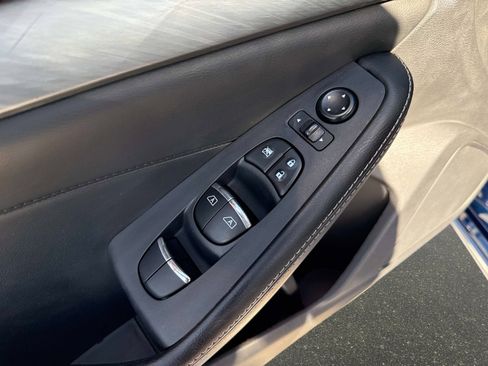 Used 2016 Nissan Maxima 3.5 SV image 14