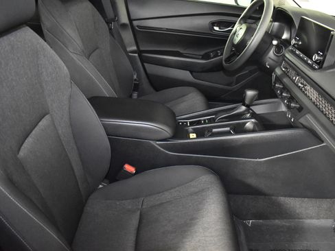 Certified 2024 Honda Accord EX image 42